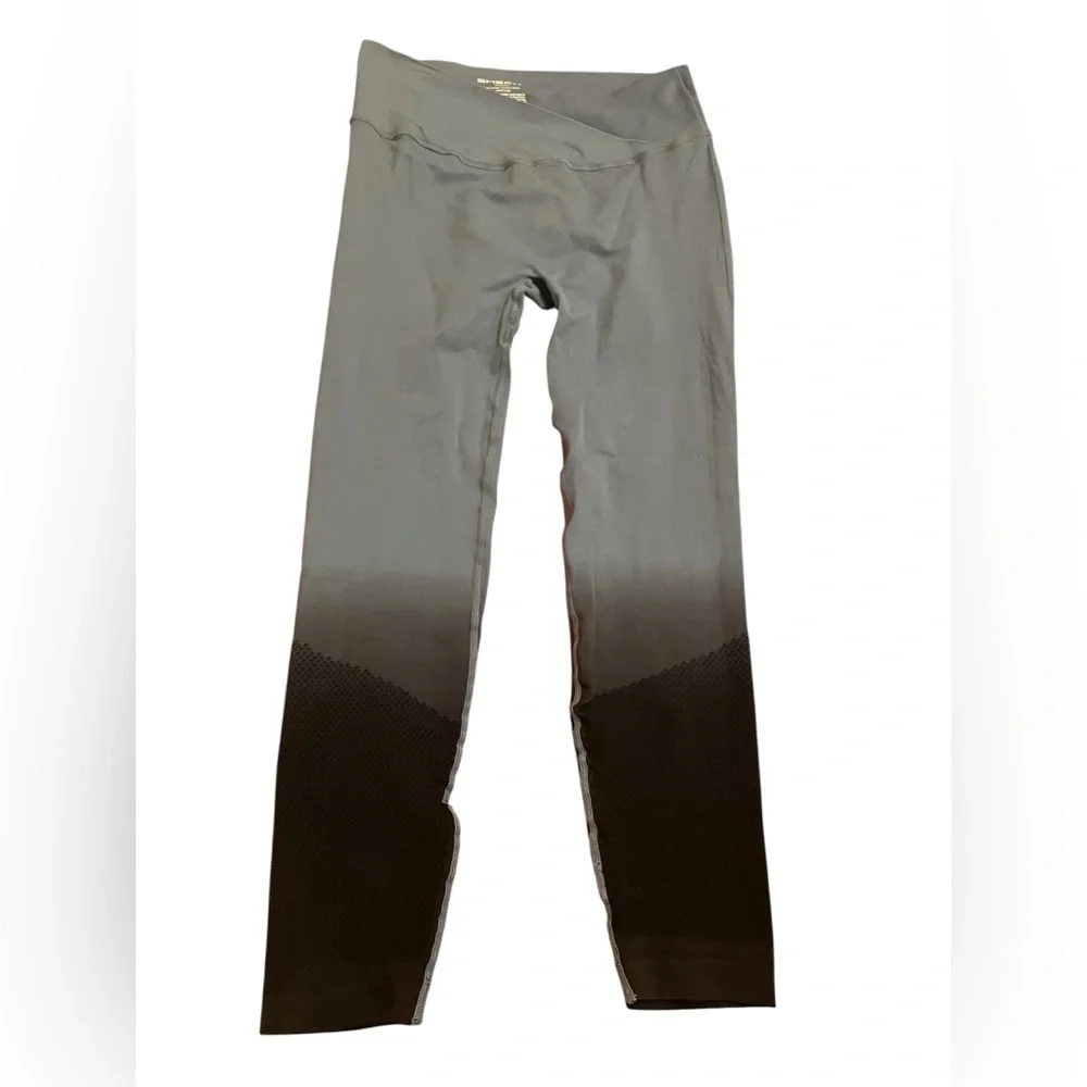 SHEFIT Gradient Leggings in Gray and Brown